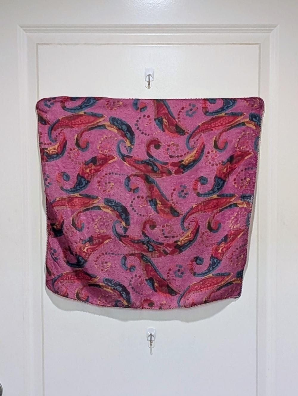 NWOT Beckwoman  20”x20” Pink Blue Red and Yellow Ascot Scarf - Picture 3 of 3
